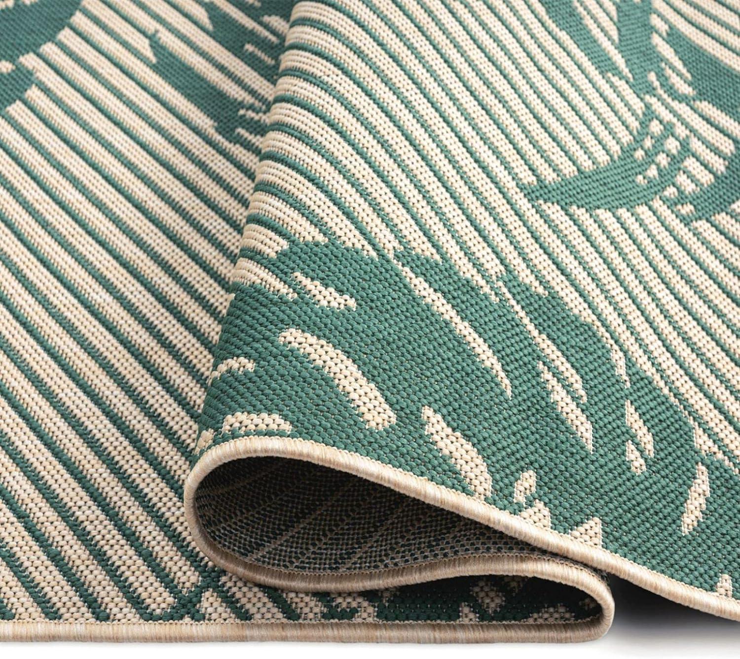 Tropical Island Vibes Reversible Beige/Green Synthetic Area Rug, 5' x 7'