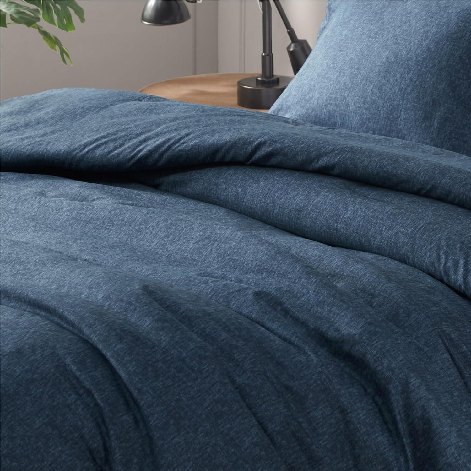 Lightweight Grey Comforter for Queen Size and Full Size Bed, Modern Chambray Bedding Set, Including 1 Comforter and 2 Pillow Shams
