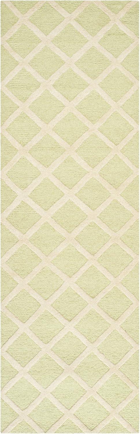 Cambridge CAM135 Hand Tufted Area Rug  - Safavieh