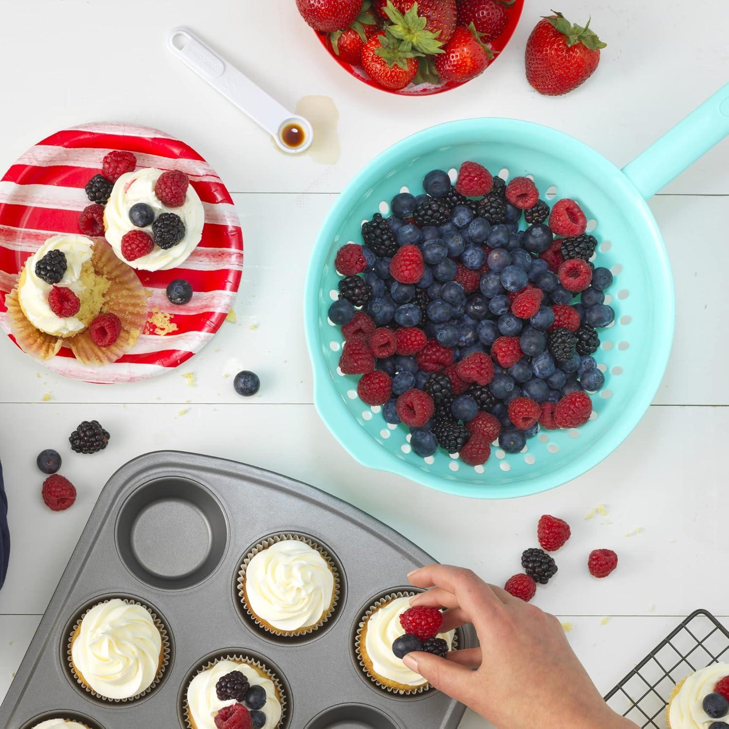 GoodCook 3-Quart BPA-Free Plastic Colander with Handle, Color May Vary