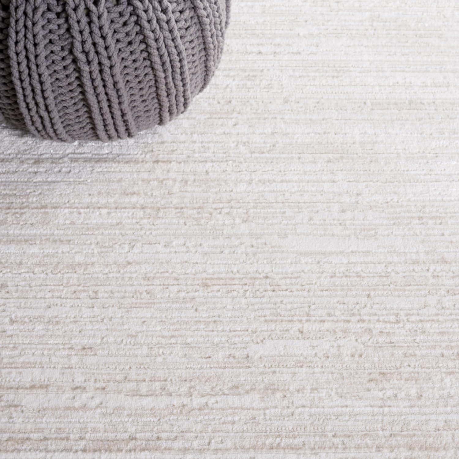SAFAVIEH Hanna Trinity Striped Area Rug, Ivory/Beige, 5'3" x 7'6"
