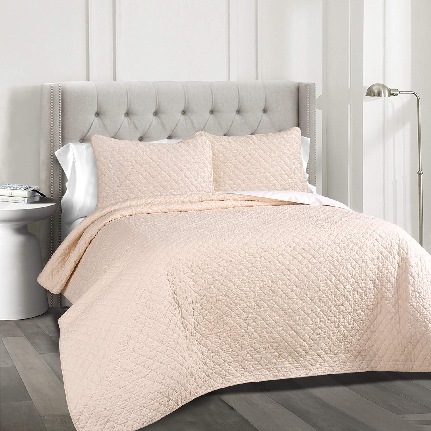 Blush Diamond Pattern Reversible Cotton Full Quilt Set