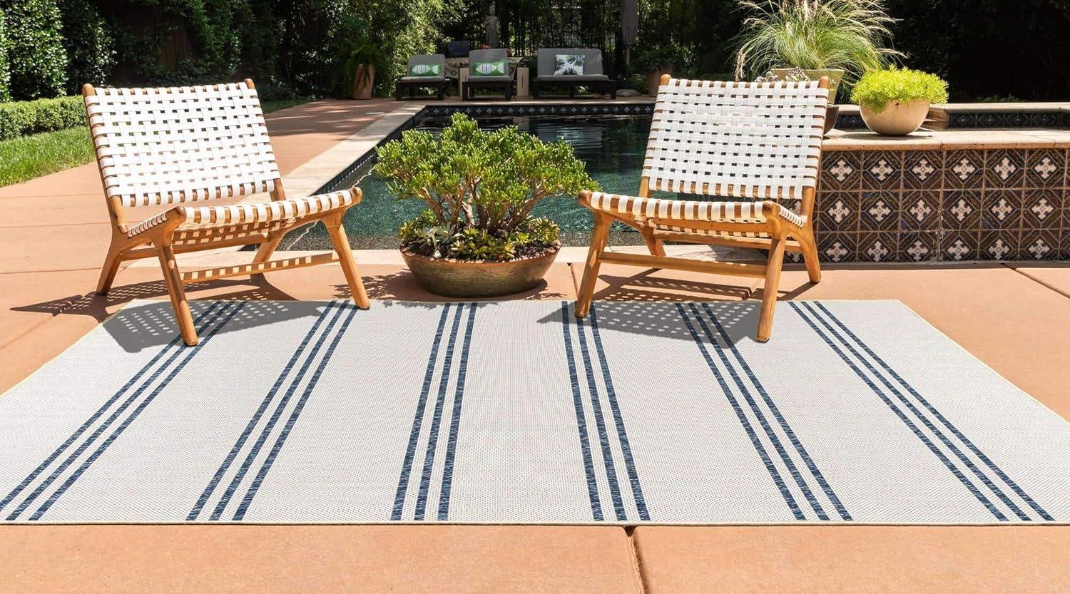 Jill Zarin Outdoor Collection Area Rug - Anguilla (2' 2" x 3' Rectangle Ivory/Blue)