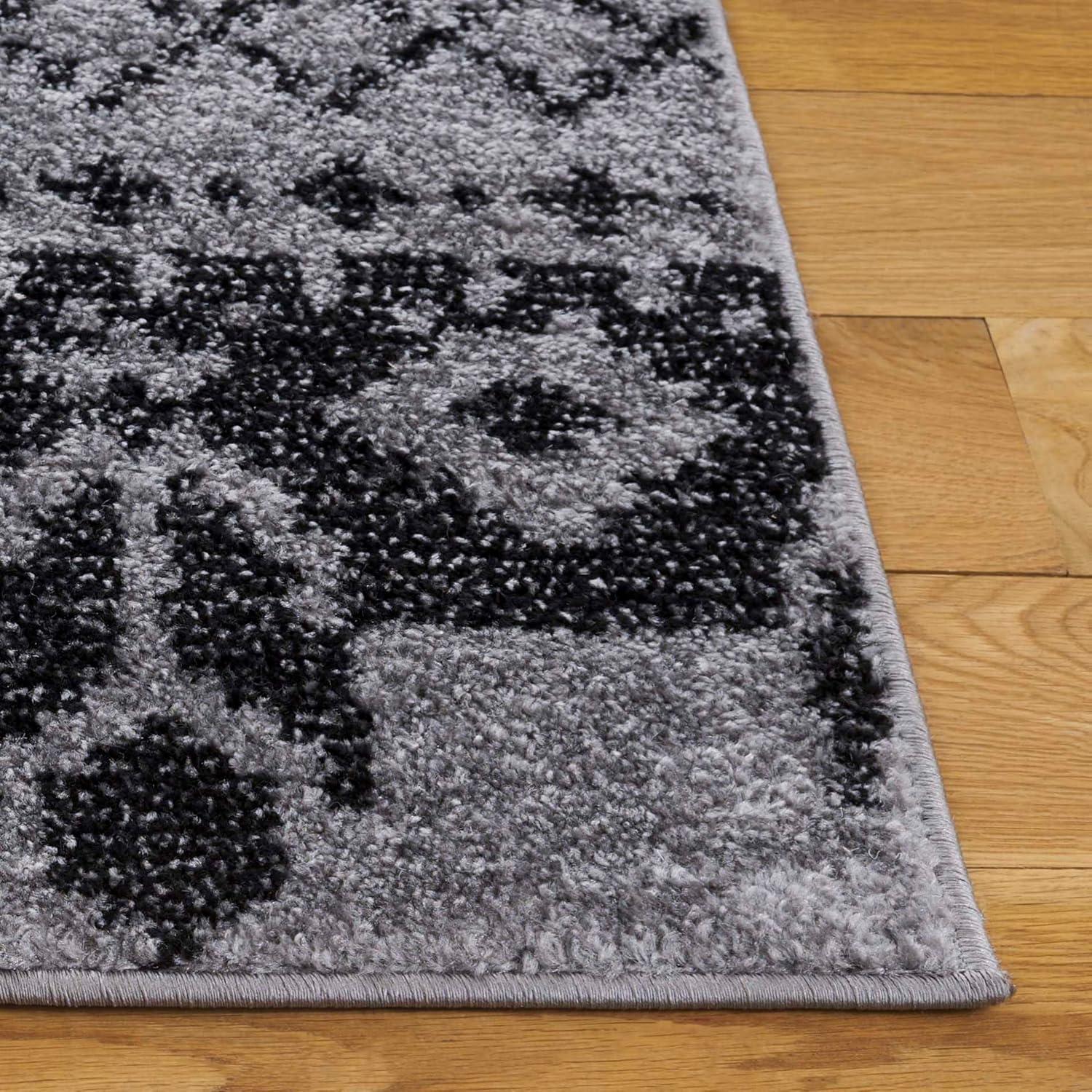 Adirondack ADR107 Machine Made Indoor Area Rug - Silver/Black - 6'x9' - Safavieh