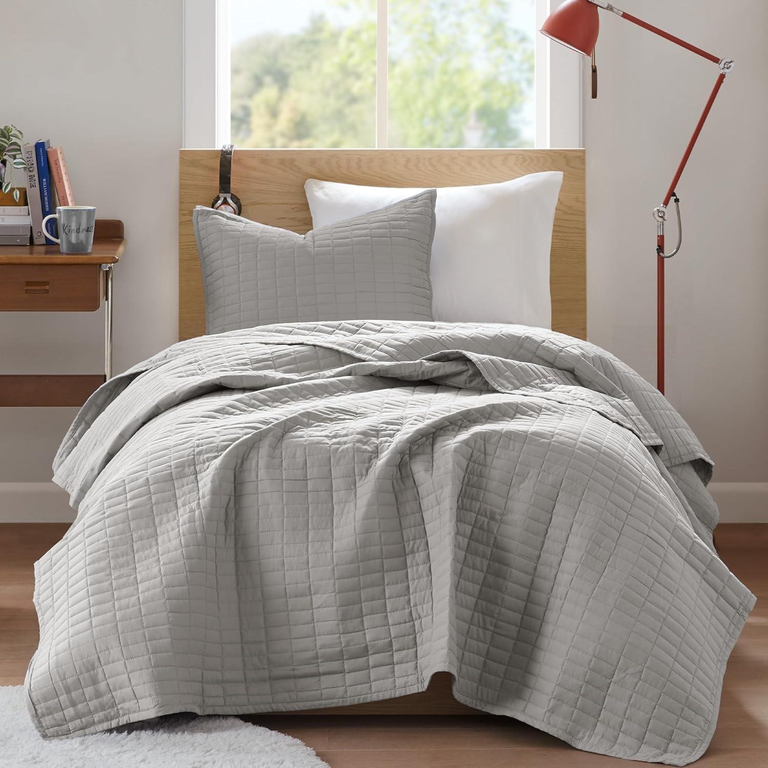 Gray Twin Reversible Microfiber Quilt Set