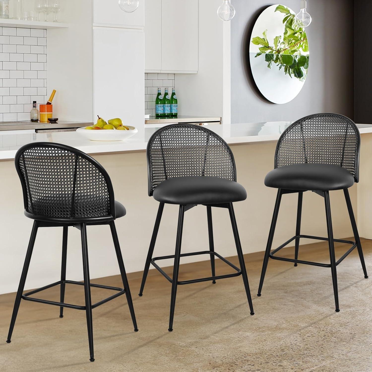 Ayiden Swivel Boucle Upholstered Counter & Bar Stool (Set of 3)