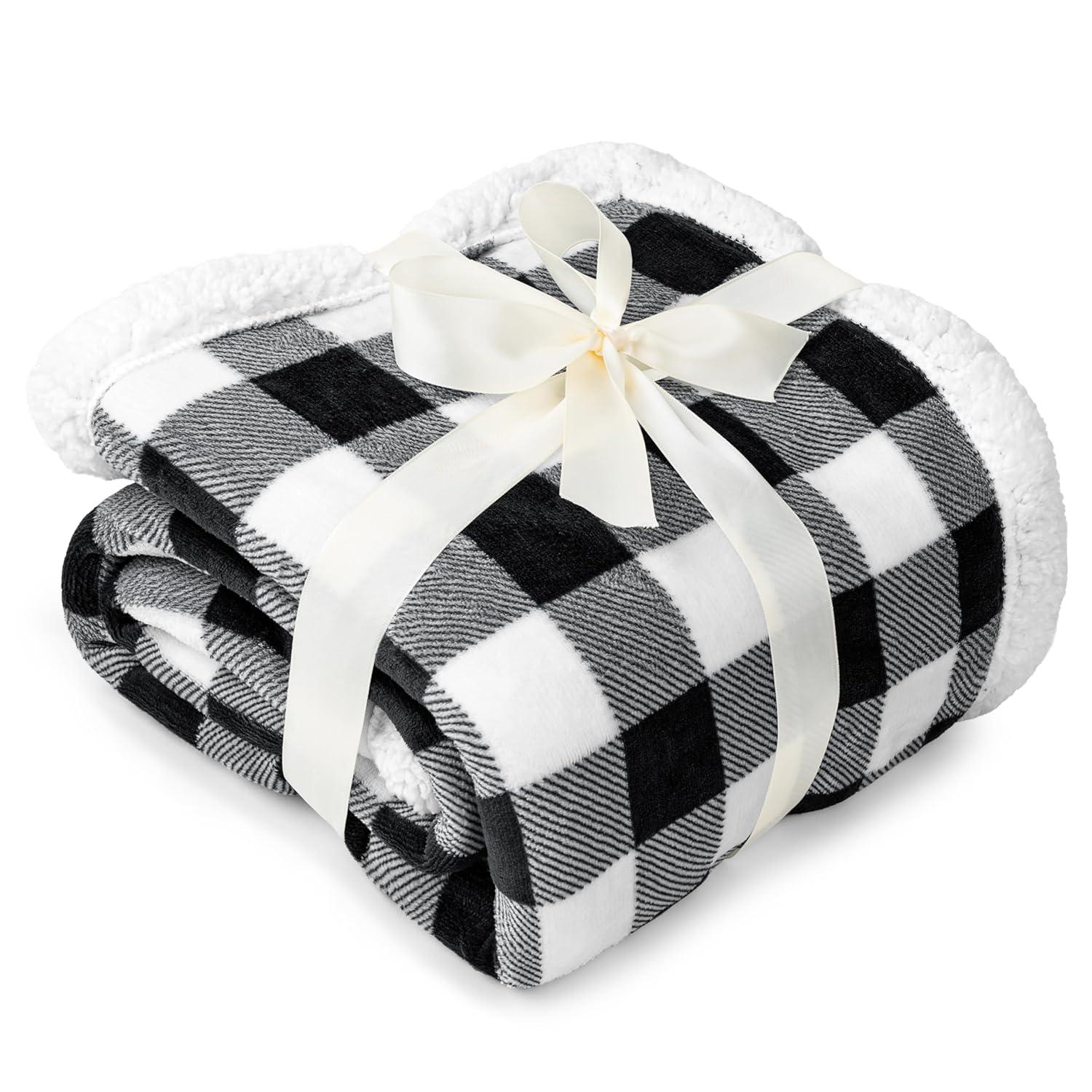 Pavilia Hand Woven Throw Blanket