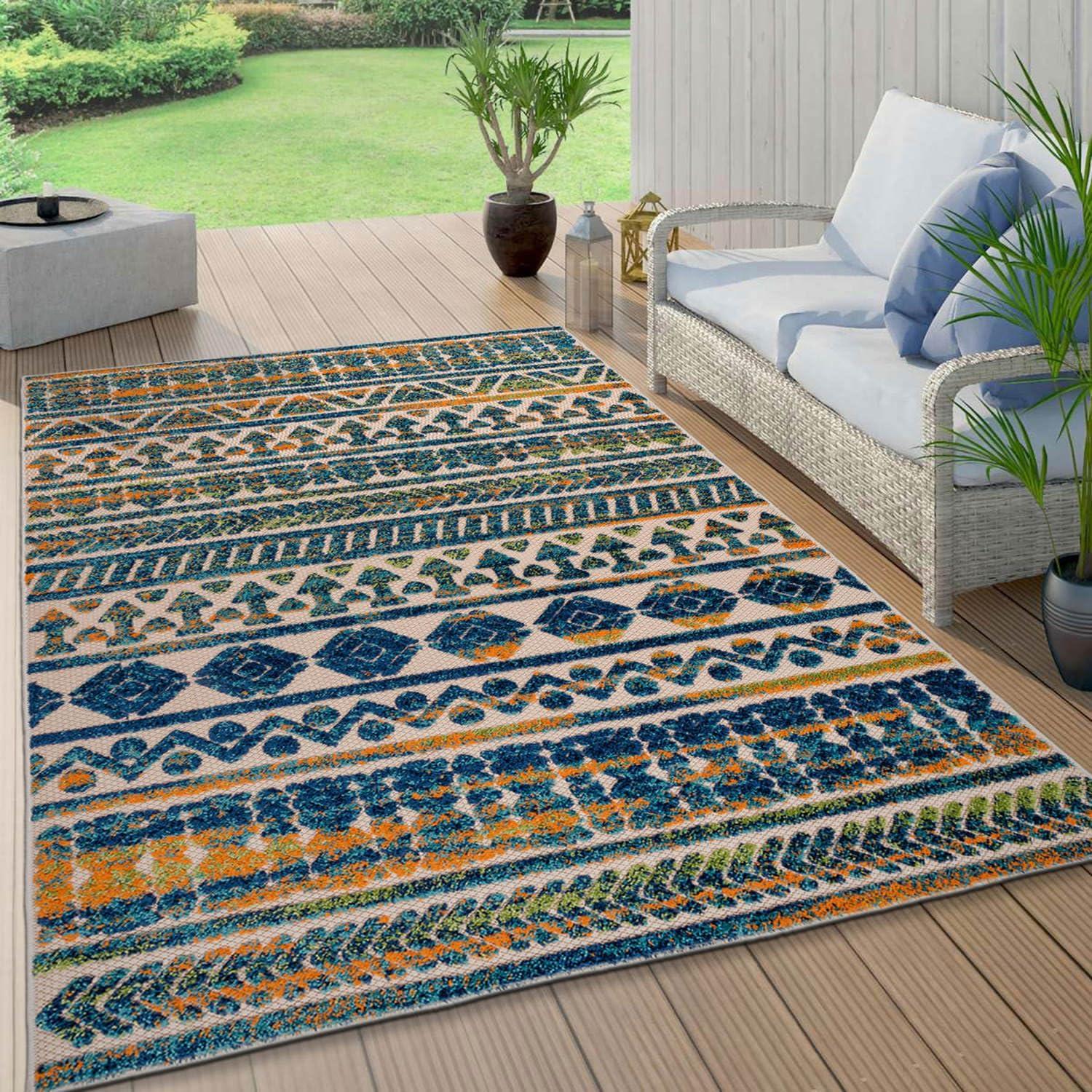 World Rug Gallery Modern Stripes Faded Geometric Indoor/Outdoor Area Rug