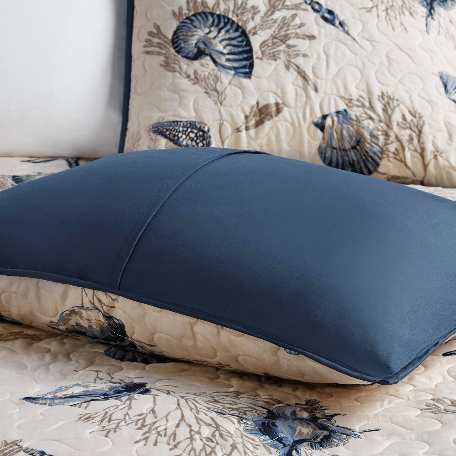 Madison Park Bayside Quilt Set with Throw Pillows