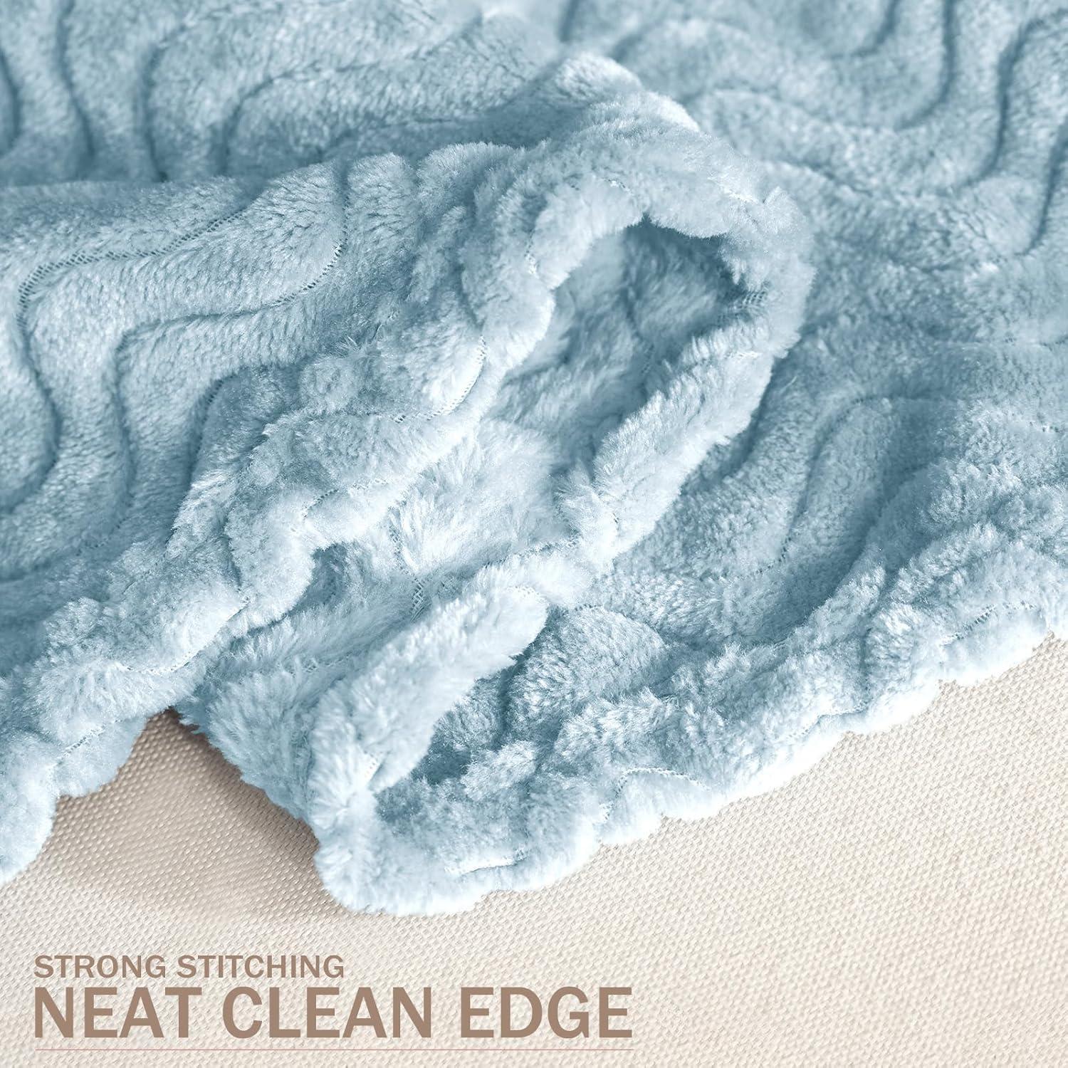 Exclusivo Mezcla Large Flannel Fleece Throw Blanket, Jacquard Weave Wave Pattern Blanket (50" x 70", Light Blue)