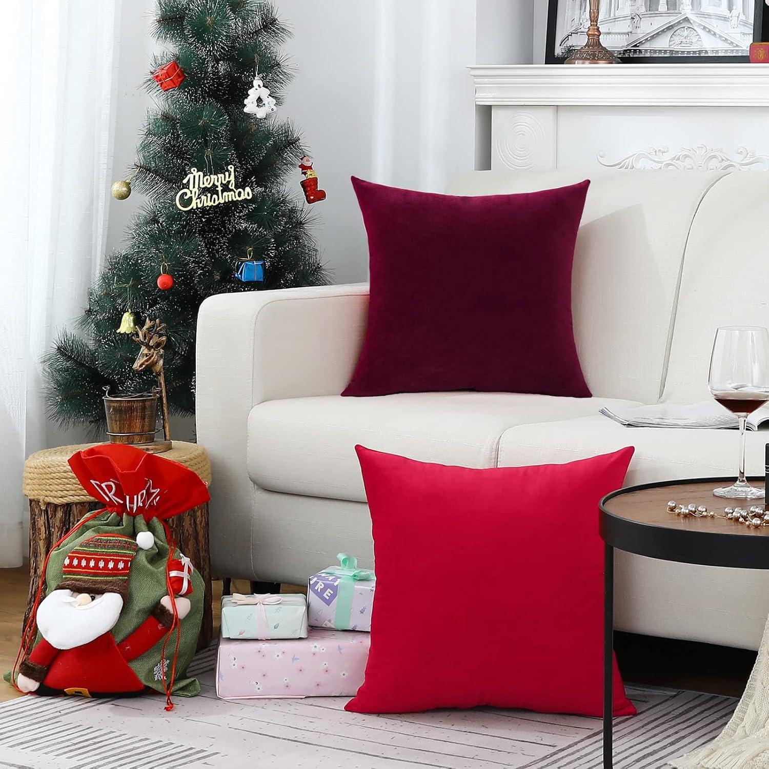 Jeneoo Set of 2 Decorative Throw Pillow Covers Soft Velvet Comfy Lumbar Couch Cushion Cover Decor (Army Green, 12 x 20 Inches)