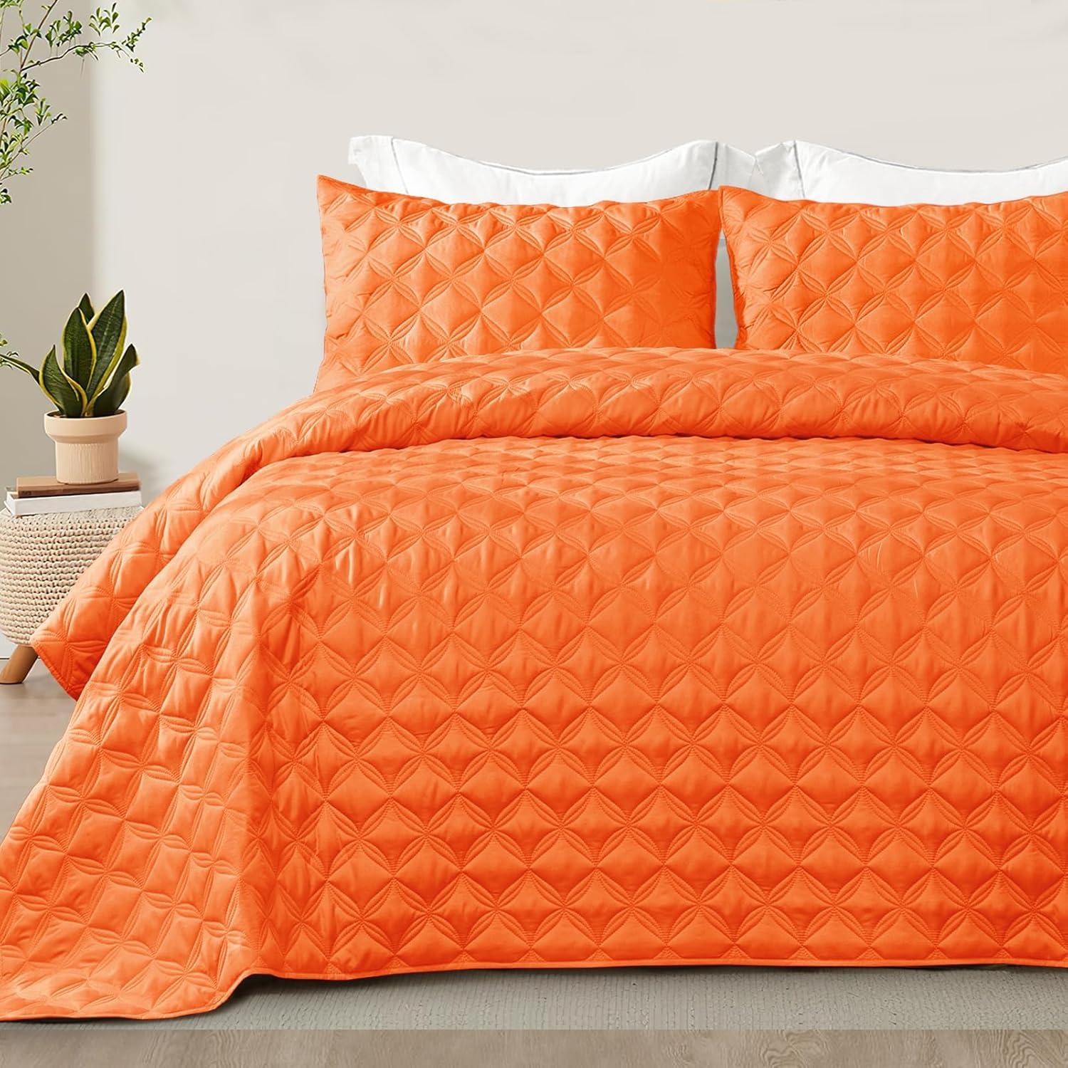 Exclusivo Mezcla Twin Quilt Bedding Set, Lightweight Soft Orange Twin Bedspreads Coverlets with Geometric Stitched Pattern