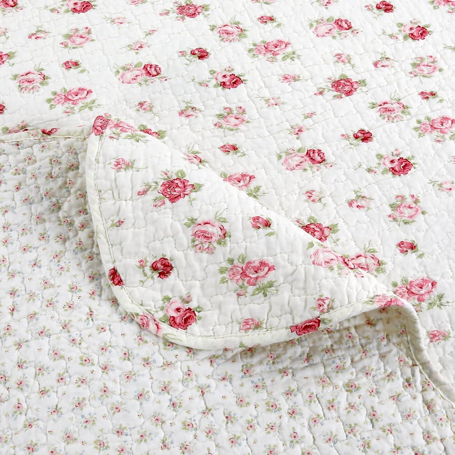 Soft Subtle Ditsy Rose Floral Garden 3-Piece Pink Cream Scalloped Shabby Chic Cotton Queen Quilt Bedding Set