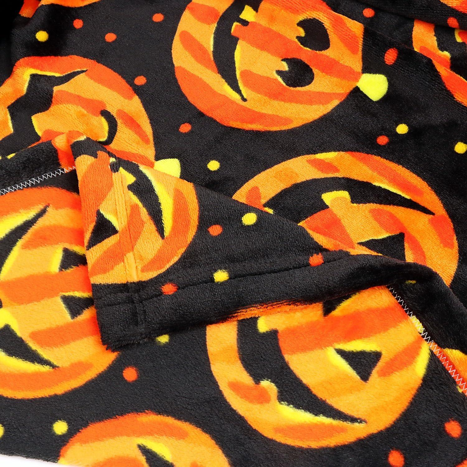 Halloween Blanket, Soft and Cozy Reversible Jack O Lantern Pumpkin Pattern Throw, Spooky Funny Horror Ambiance Sense Decor (50x60 Inches)