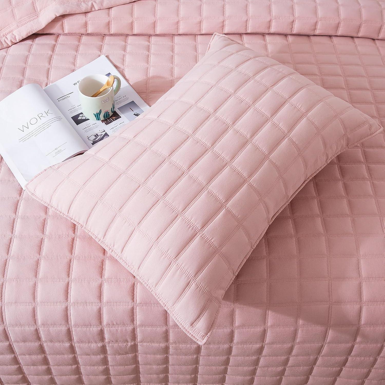 Kasentex Modern & Contemporary Quilt Set