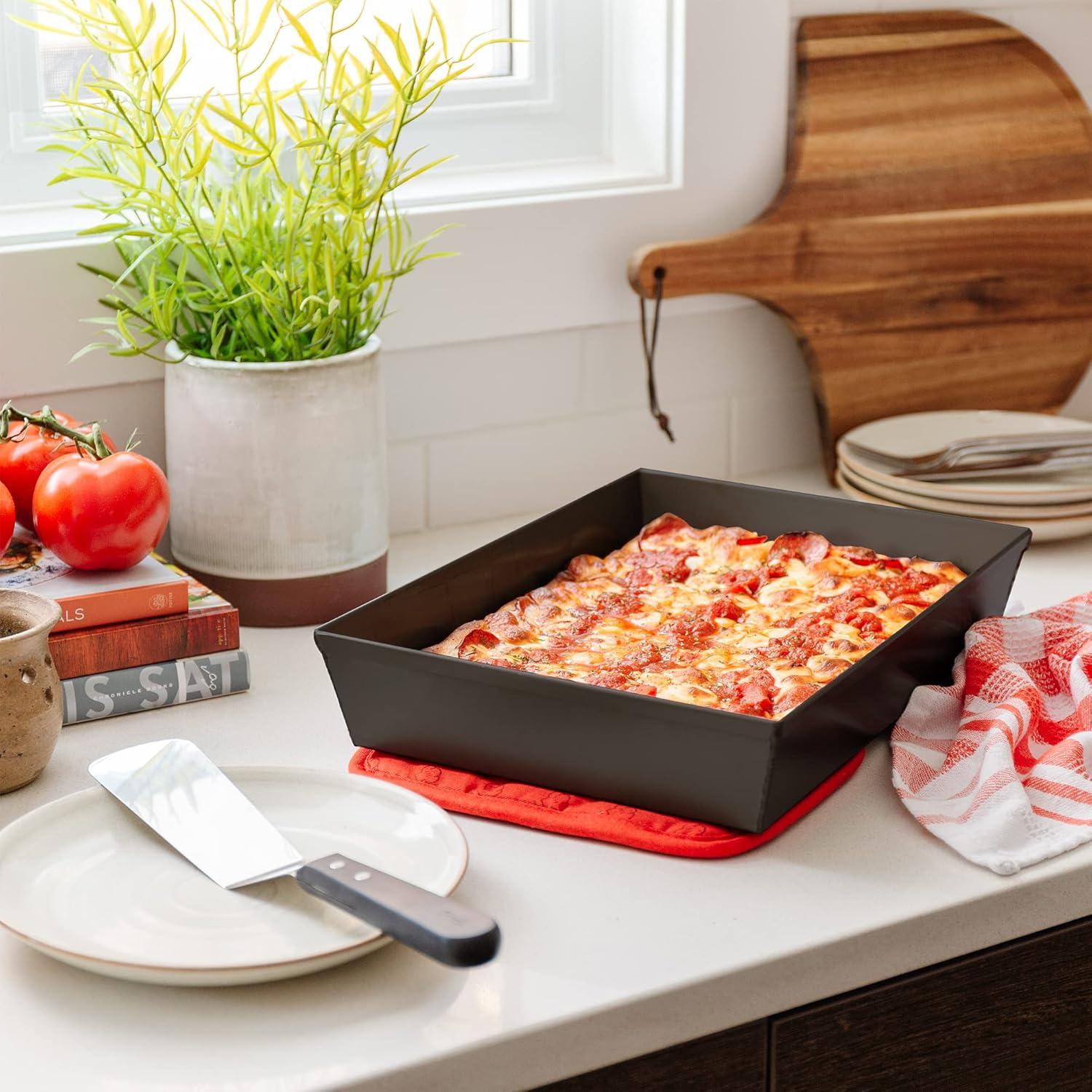 Chef Pomodoro Detroit Style Pizza Pan, 14 x 10", Anodized Aluminum