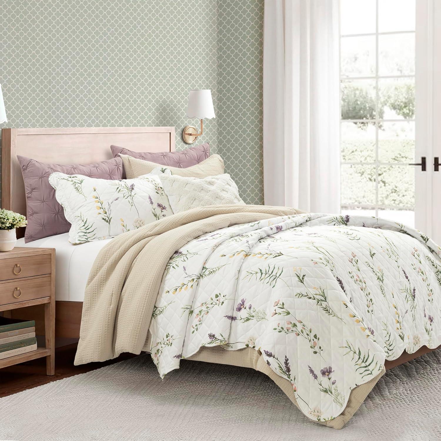 Neutral Multi Floral Microfiber Reversible Full/Queen Quilt Set