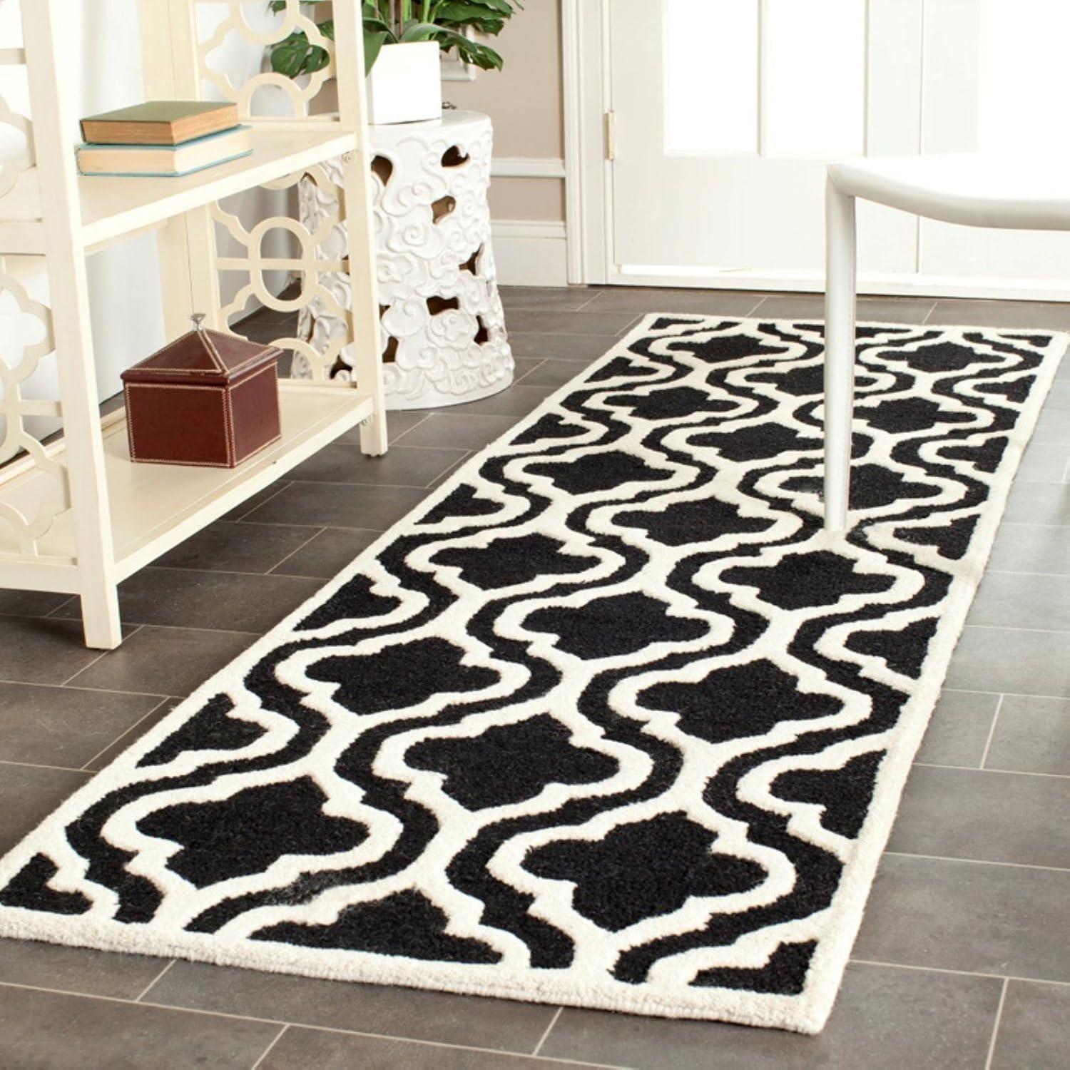 Safavieh Cambridge Hand Tufted Wool Geometric Rug