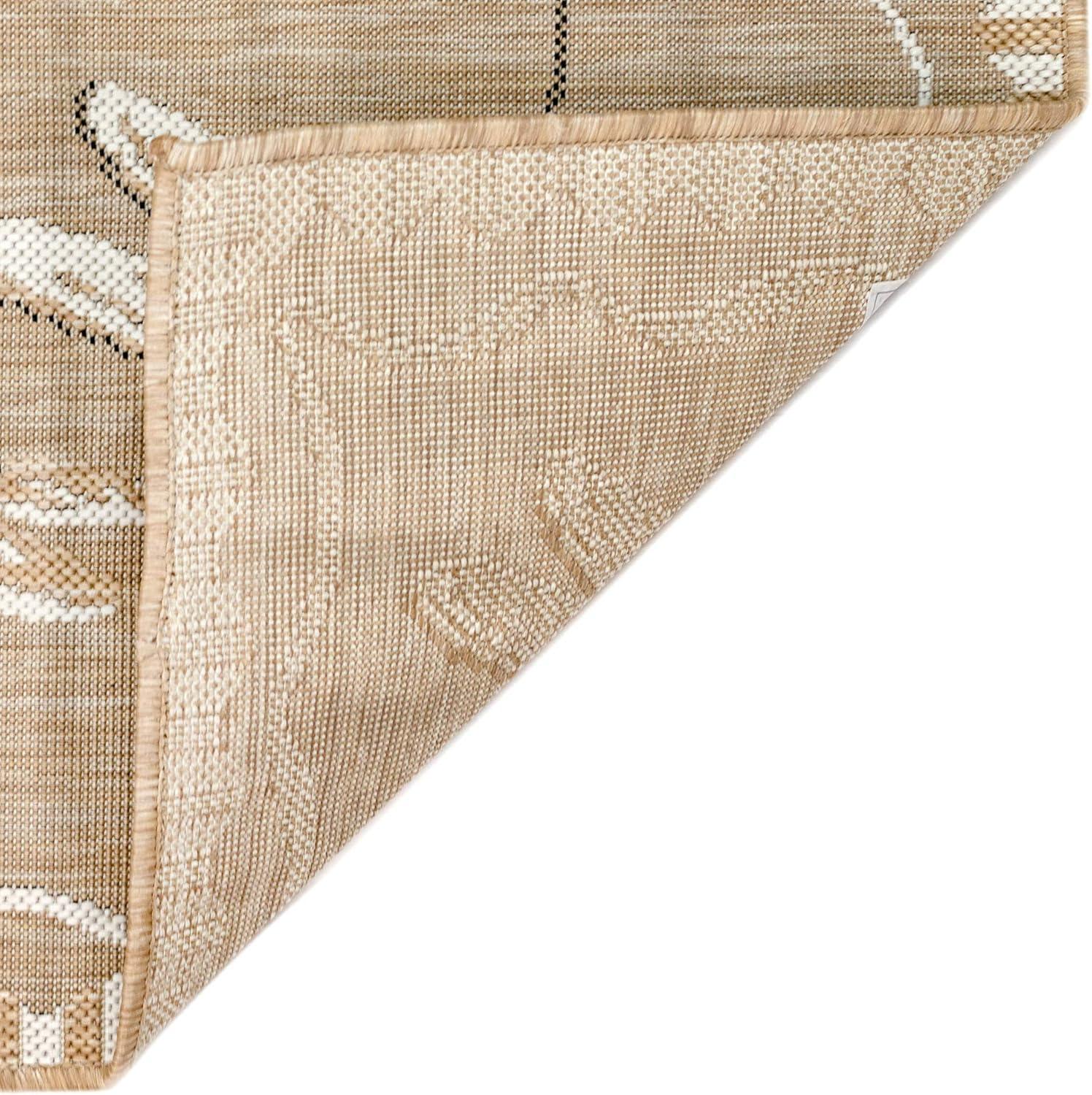 Liora Manne Carmel Dragonfly Indoor/Outdoor Rug Sand 1'11" x 7'6"
