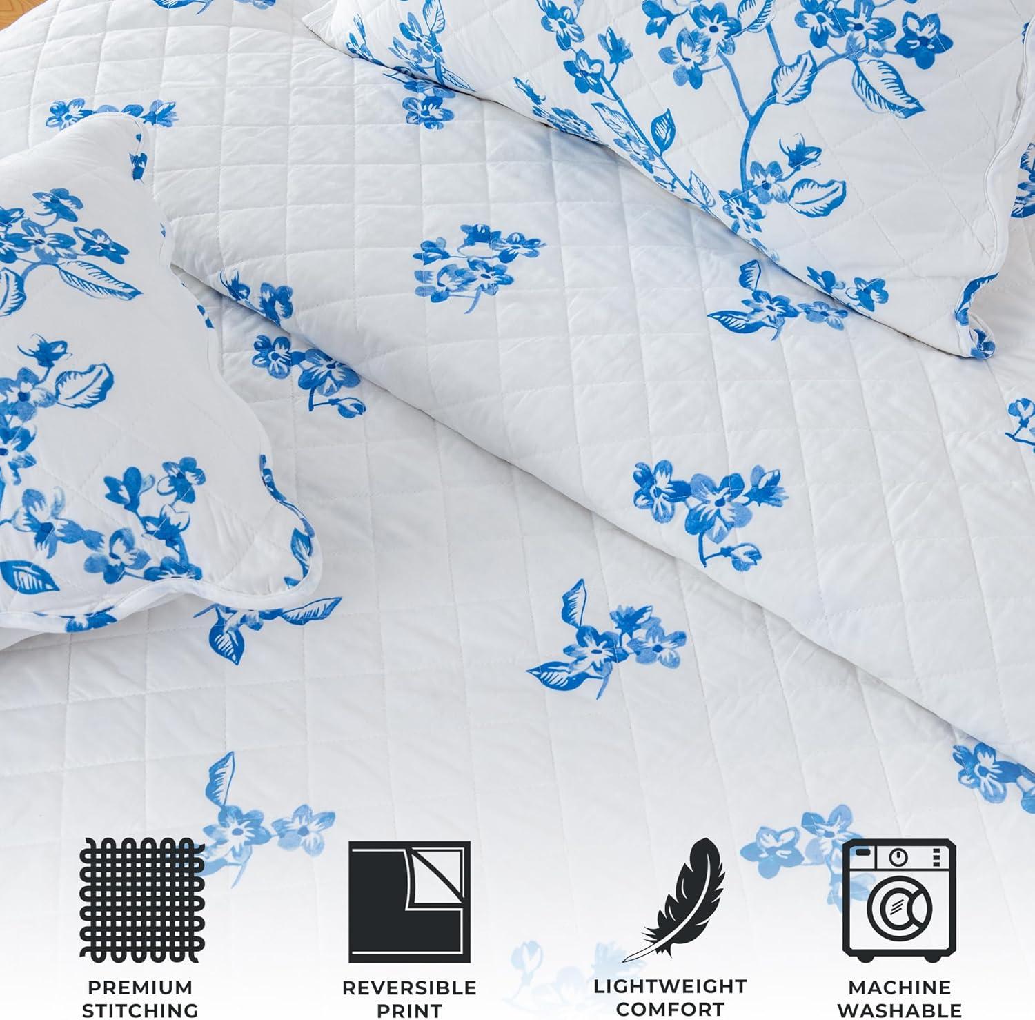 Blue and White Floral Microfiber Full Quilt Set