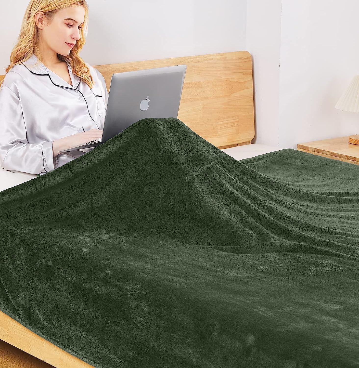 Green Queen Size Reversible Fleece Throw Blanket