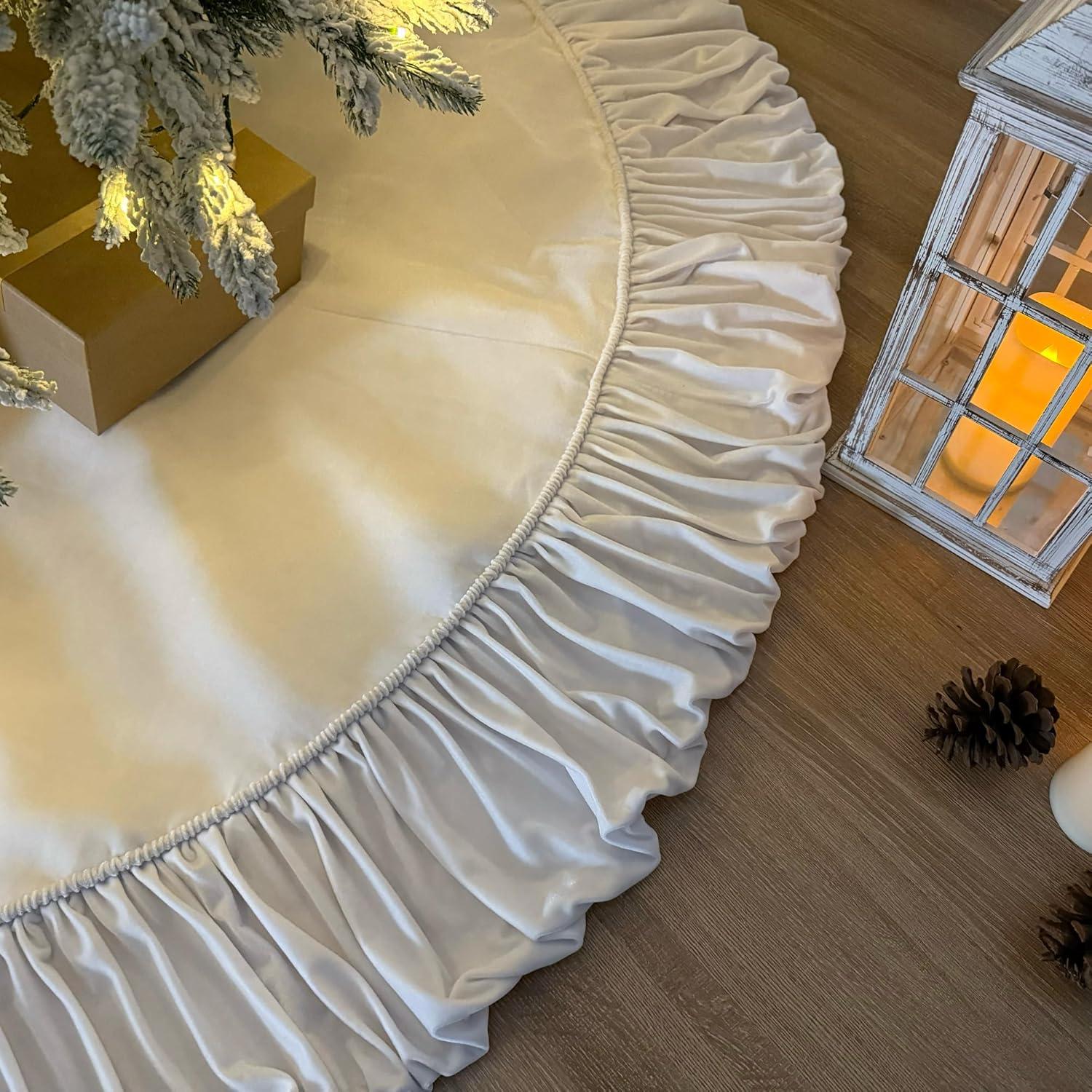 Hubbert Plush Velvet Christmas Textile Collection