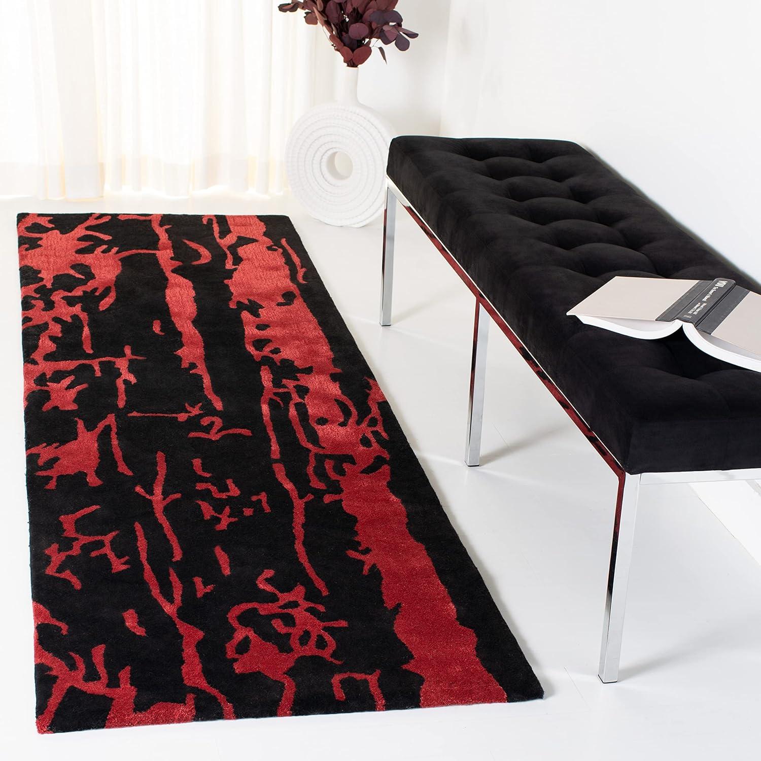 Soho SOH326 Hand Tufted Area Rug  - Safavieh