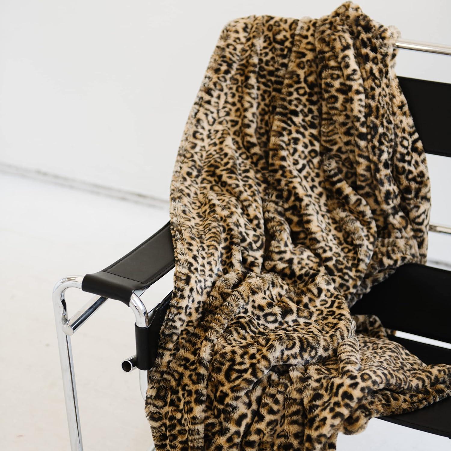 GRACED SOFT LUXURIES Throw Blanket Softest Warm Elegant Cozy Comfy Decorative Thick Faux Fur for Modern Living (Classic Leopard, Extra Large 60" x 80")