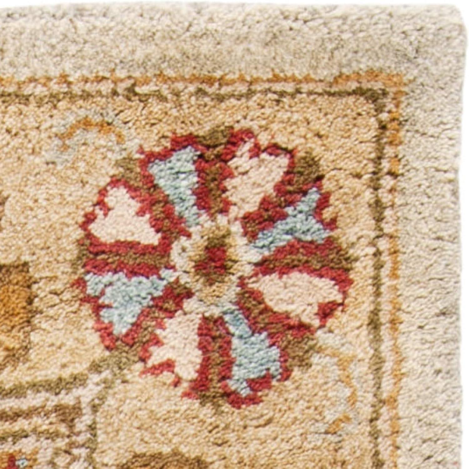 Classic CL324 Hand Tufted Area Rug  - Safavieh