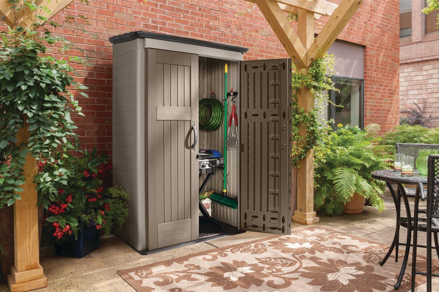 Rubbermaid Big Max 2 ft. 6 in. x 4 ft. 3 in. Large Vertical Resin Storage Shed