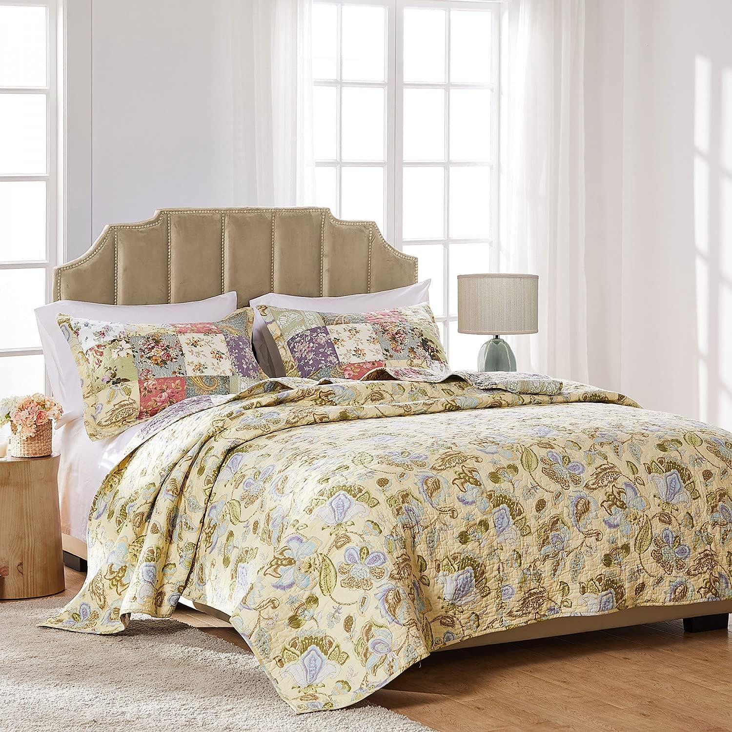 Greenland Home Fashions Blooming Prairie Patchwork Cotton Reversible Quilt Set with Throw Pillows