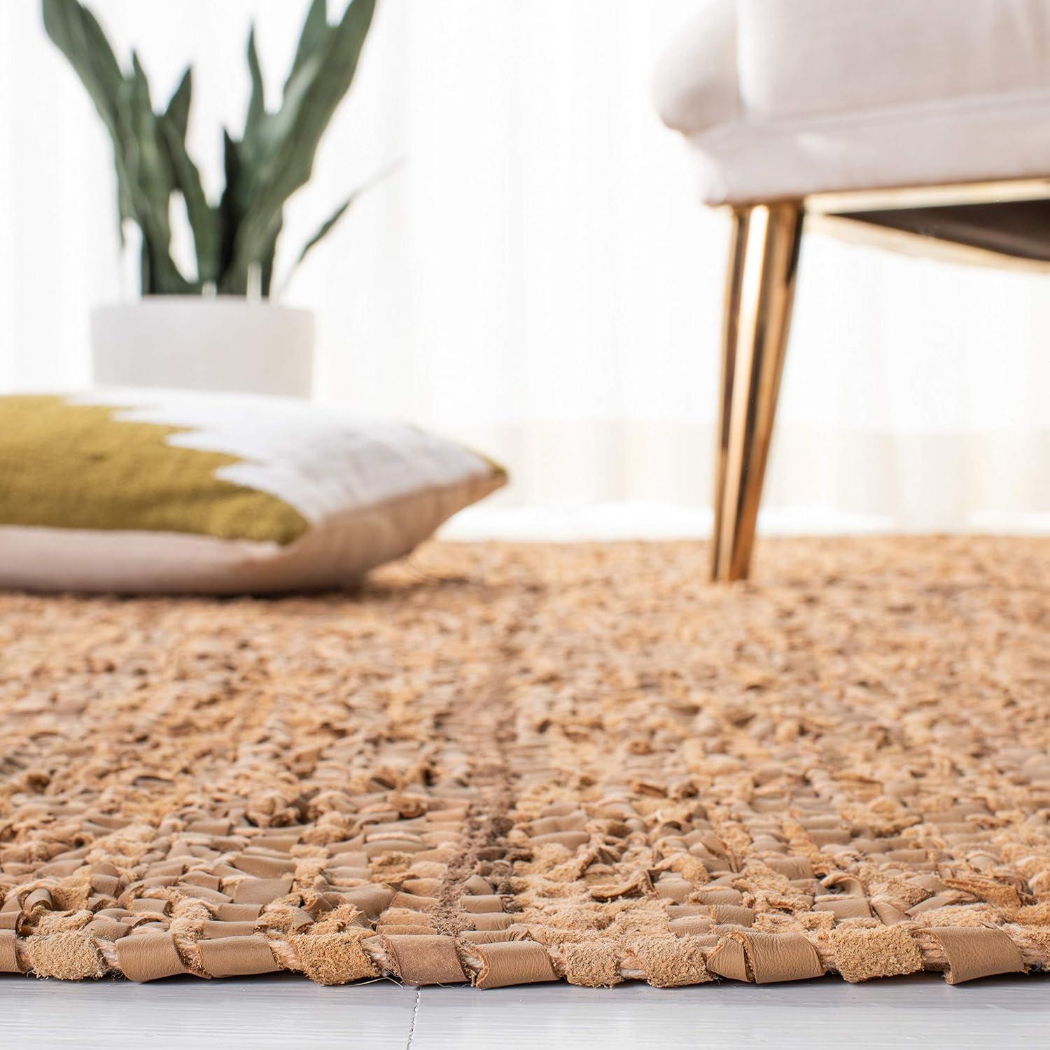 SAFAVIEH Vintage Leather Christal Solid Area Rug, Light Gold, 4' x 6'