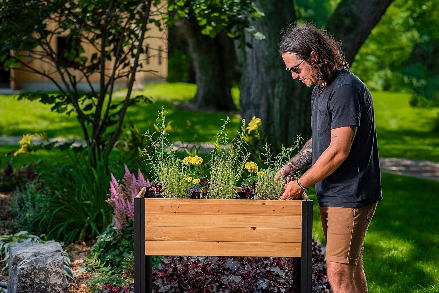 Mezza Cedar Raised Planter