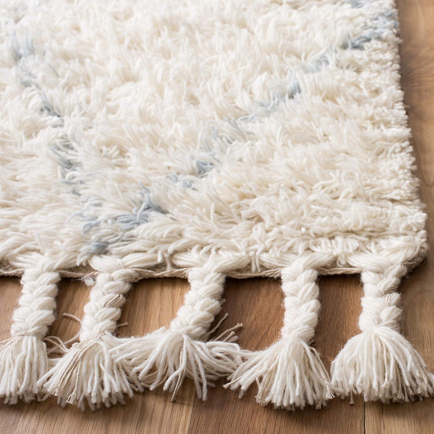 Casablanca CSB951 Hand Tufted Area Rug - Blue/Ivory - 5' X 8' - Safavieh.