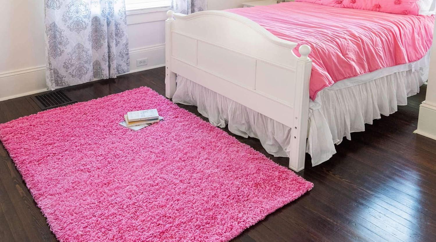 Unique Loom 2' 0 x 3' 1 Solid Shag Taffy Pink Area Rug