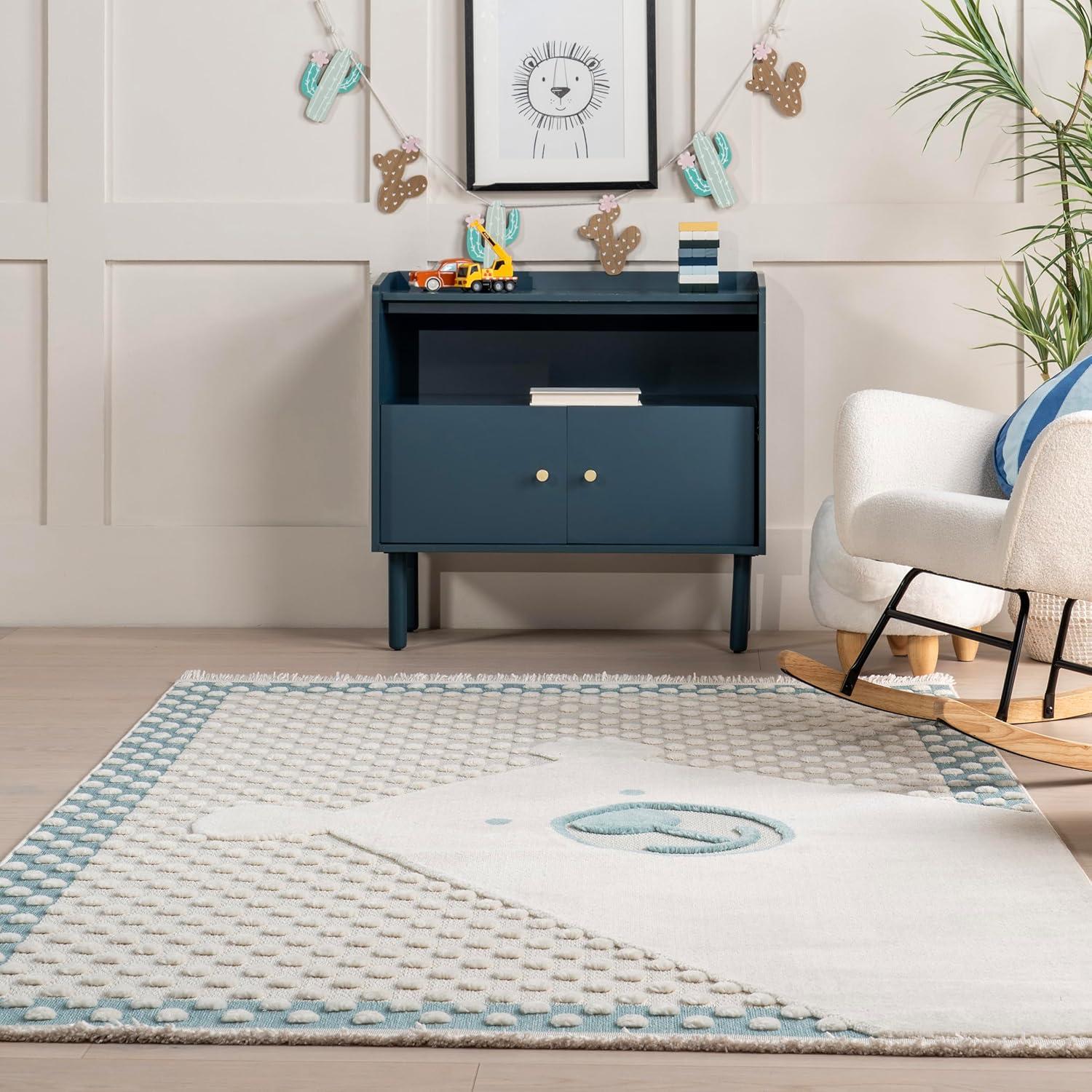 Nuloom Cecelia Polar Bear Kids Fringe Indoor Area Rug