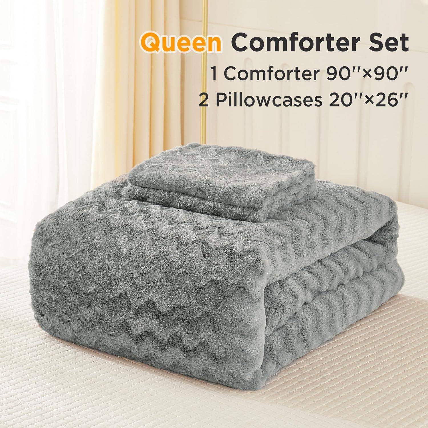 Gray Reversible Queen Sherpa Comforter Set with Pillowcases