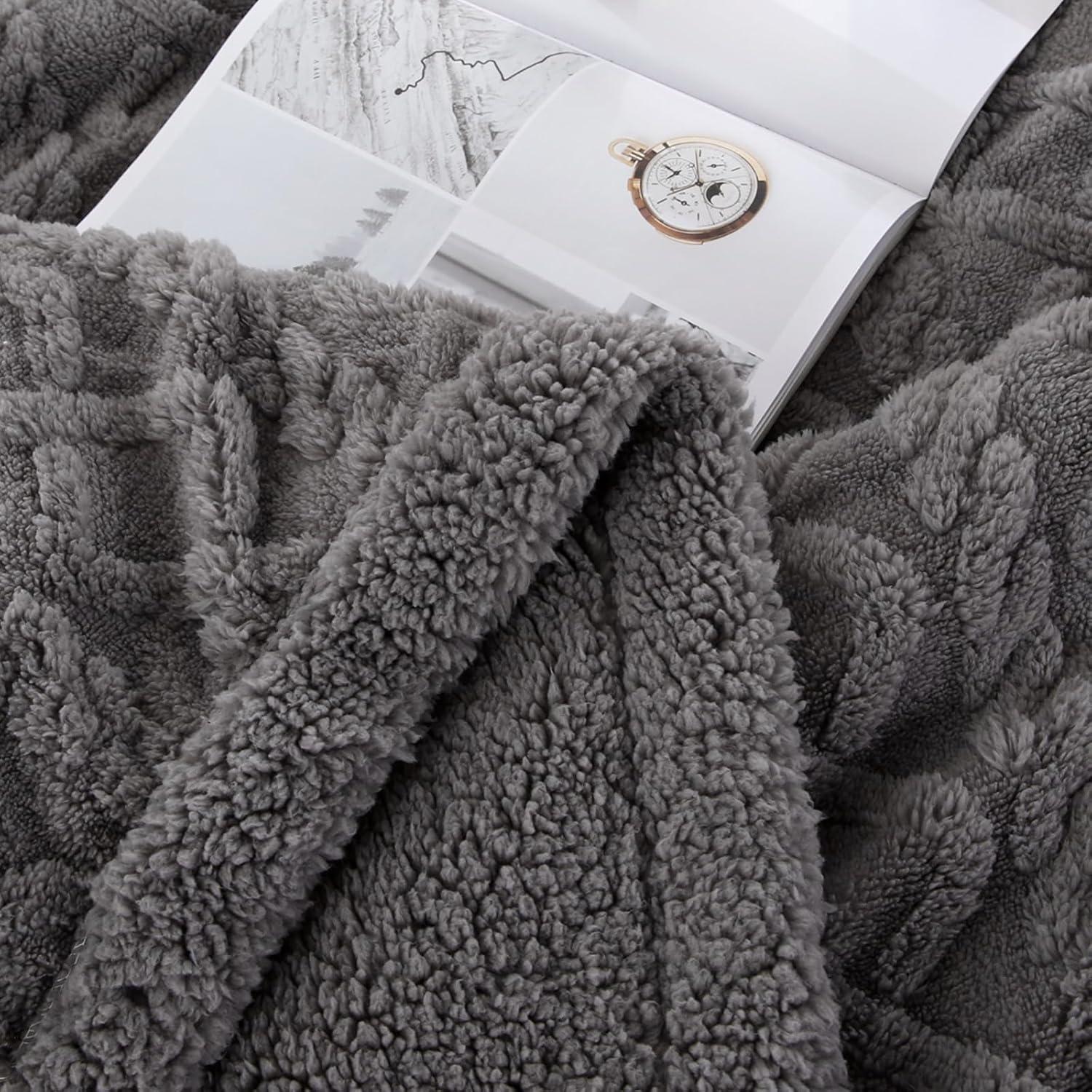 PU MEI Sherpa Throw Blanket for Couch Sofa 60”*80”- Fleece Tufted Fuzzy Soft Cozy Blanket for Bed, Thick Warm Blanket for All Seasons, (Dusty Blue, 60"*80")