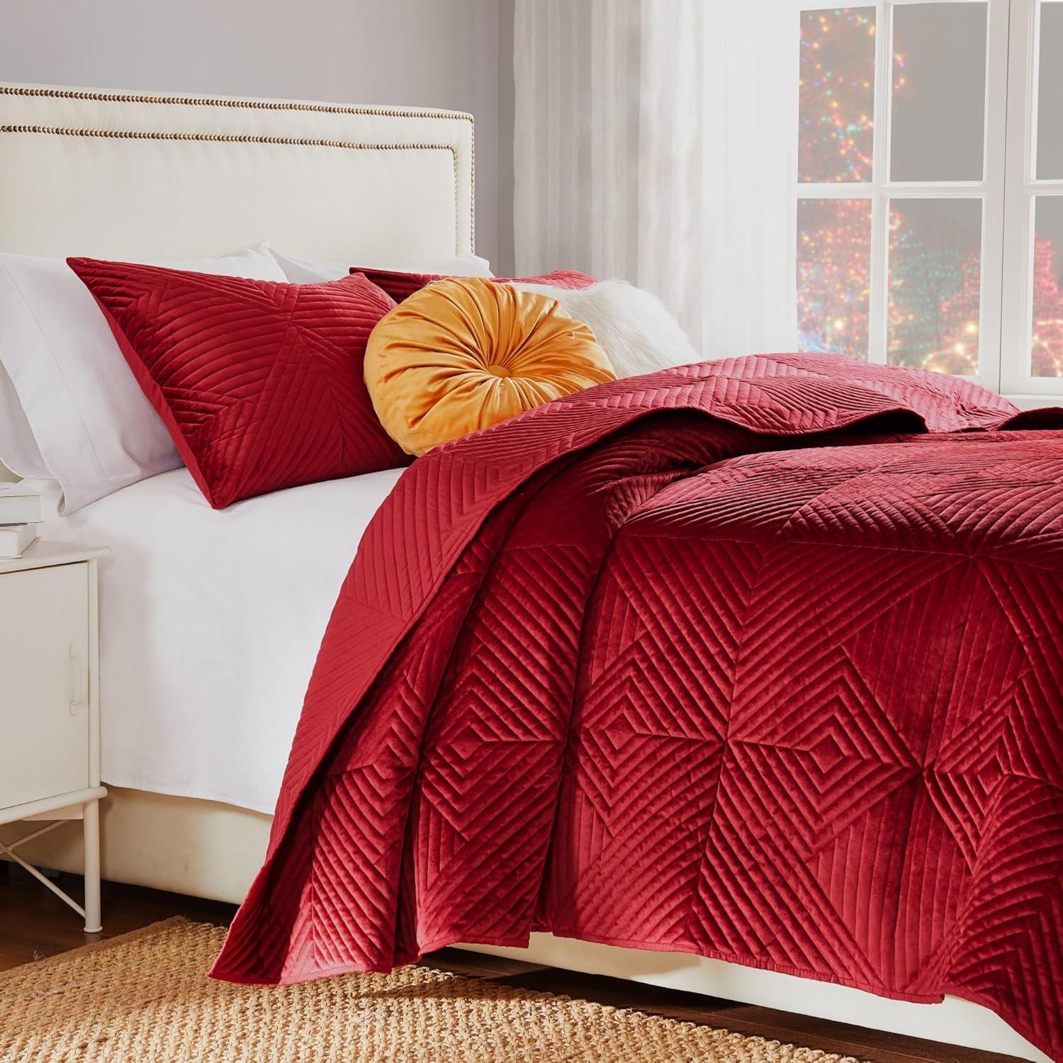 Bann Riviera Velvet Reversible Quilt Set