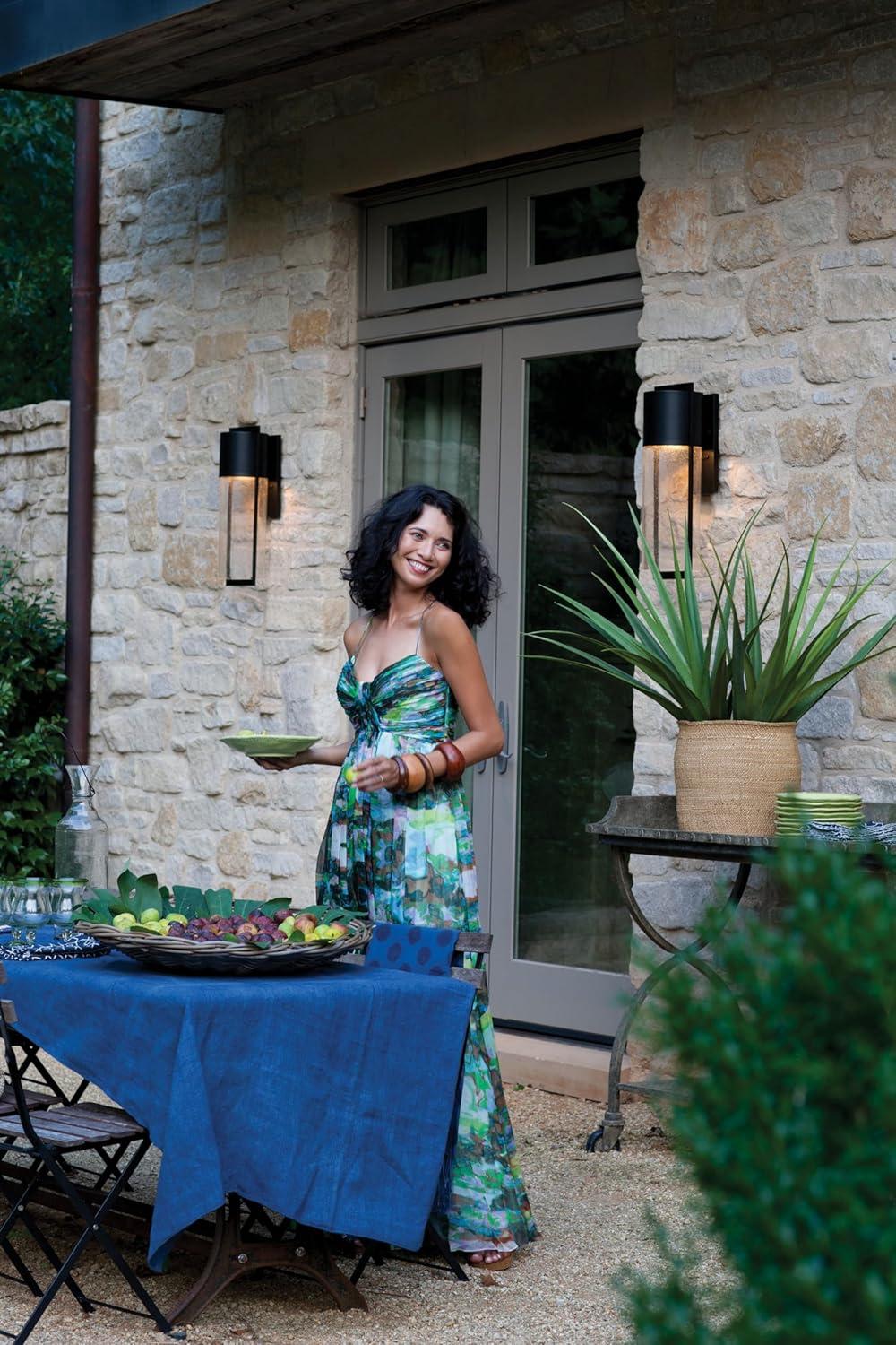 Hinkley Shelter 1 - Bulb 23.25" H Outdoor Armed Sconce