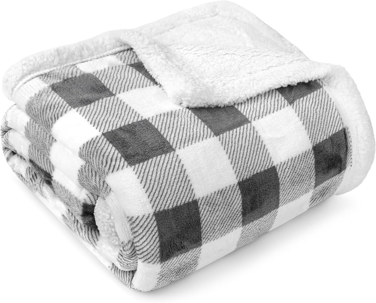 PAVILIA Soft Fleece Blanket Throw for Couch, Lightweight Plush Warm Blankets for Bed Sofa with Jacquard Pattern