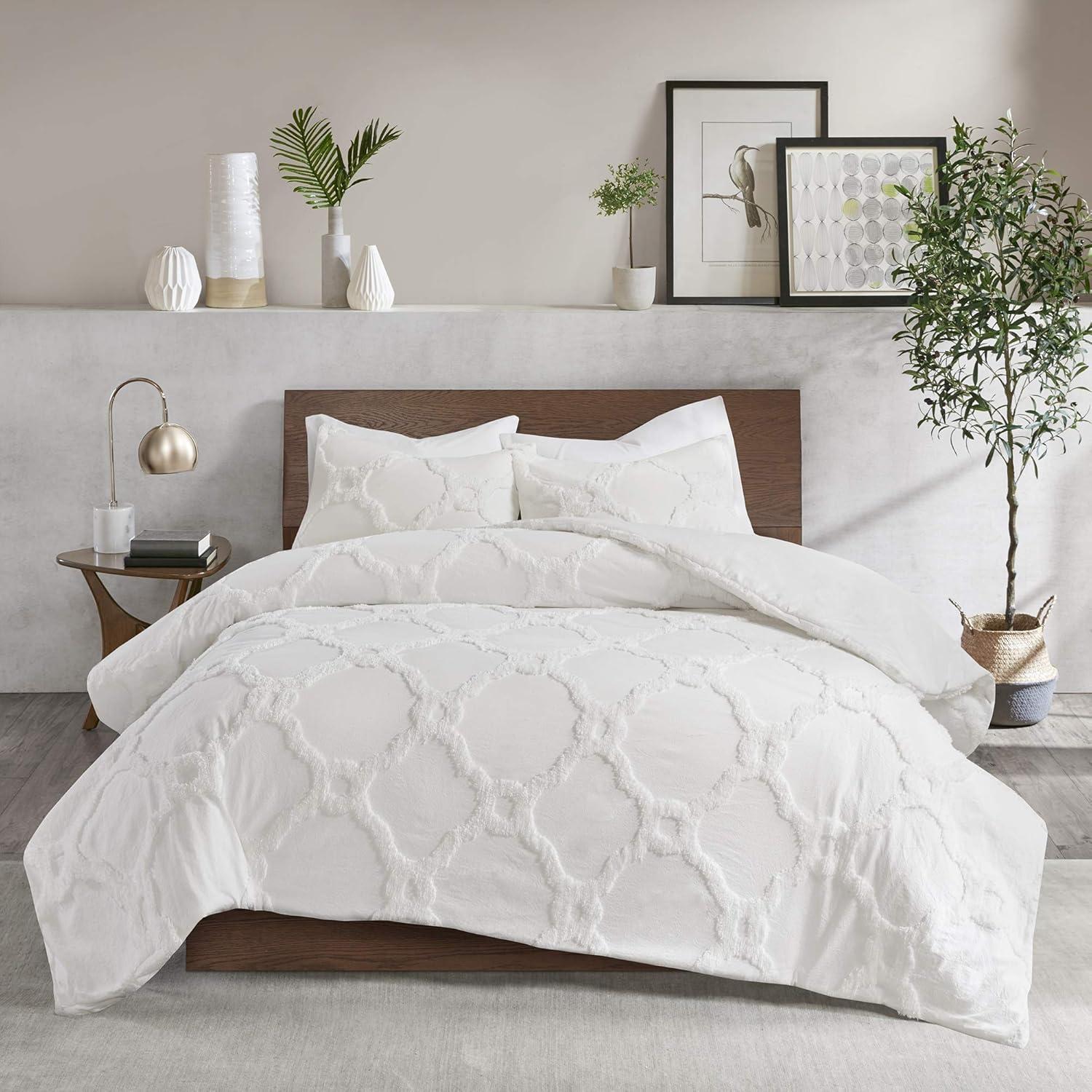 Pacey 3 Piece Tufted Cotton Chenille Duvet Cover Set