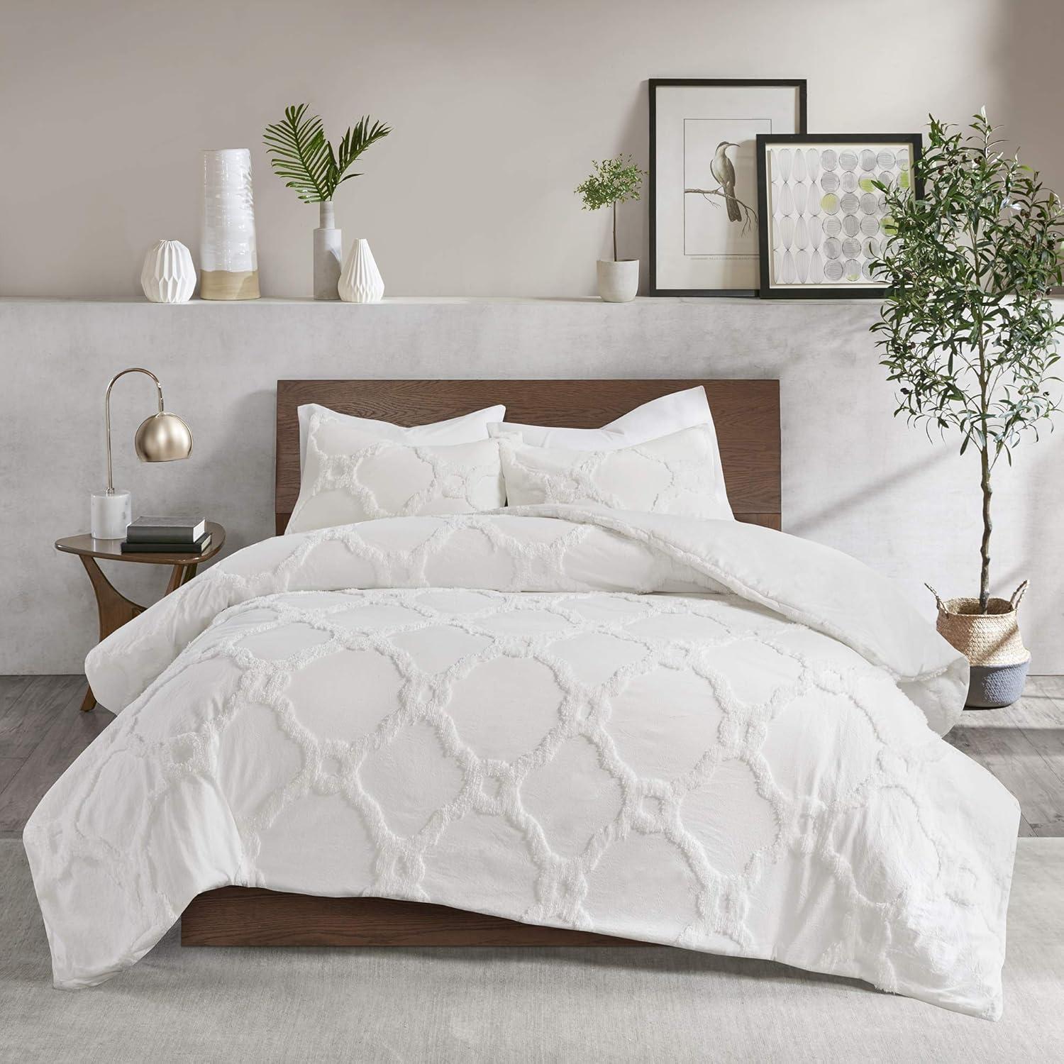 Pacey 3 Piece Tufted Cotton Chenille Comforter Set