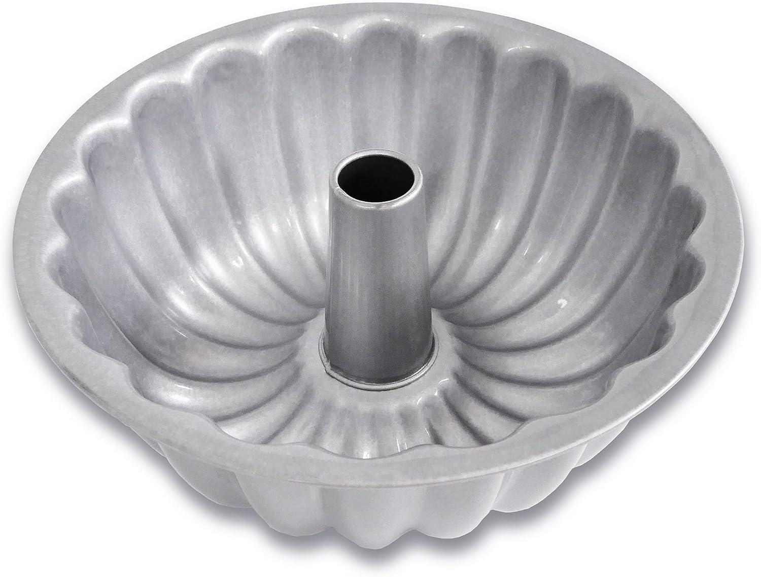 Silver Nonstick Silicone Scalloped Tube Cake Pan