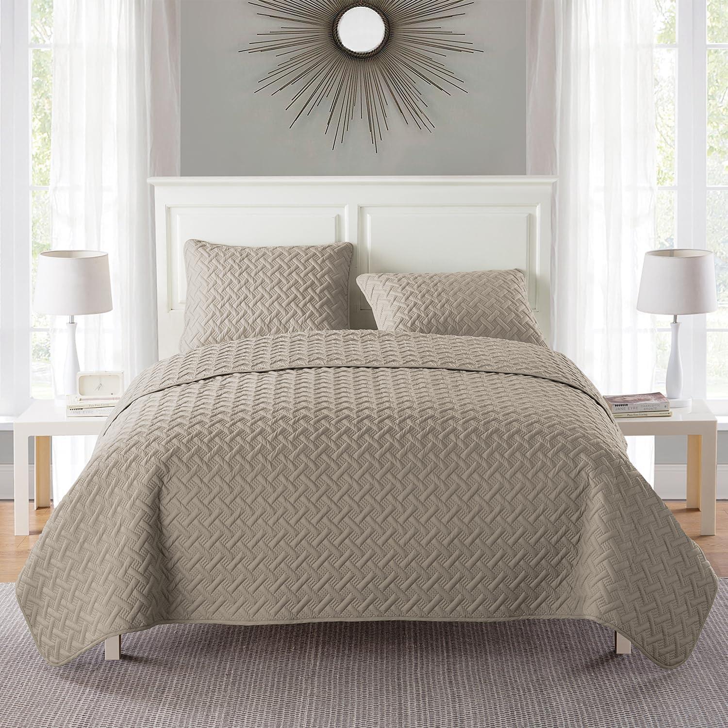 Nina Embossed Basketweave Quilt Set