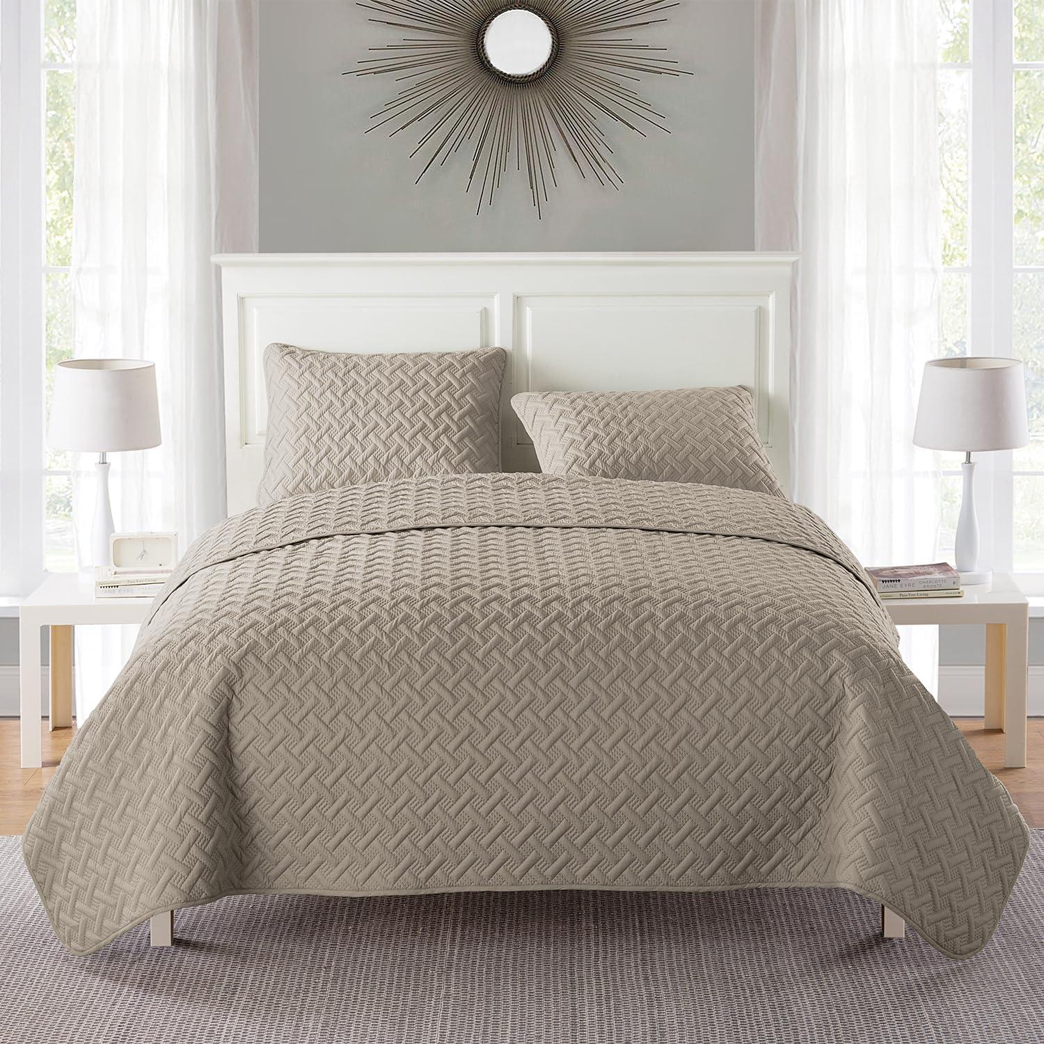 Nina Embossed Basketweave Quilt Set