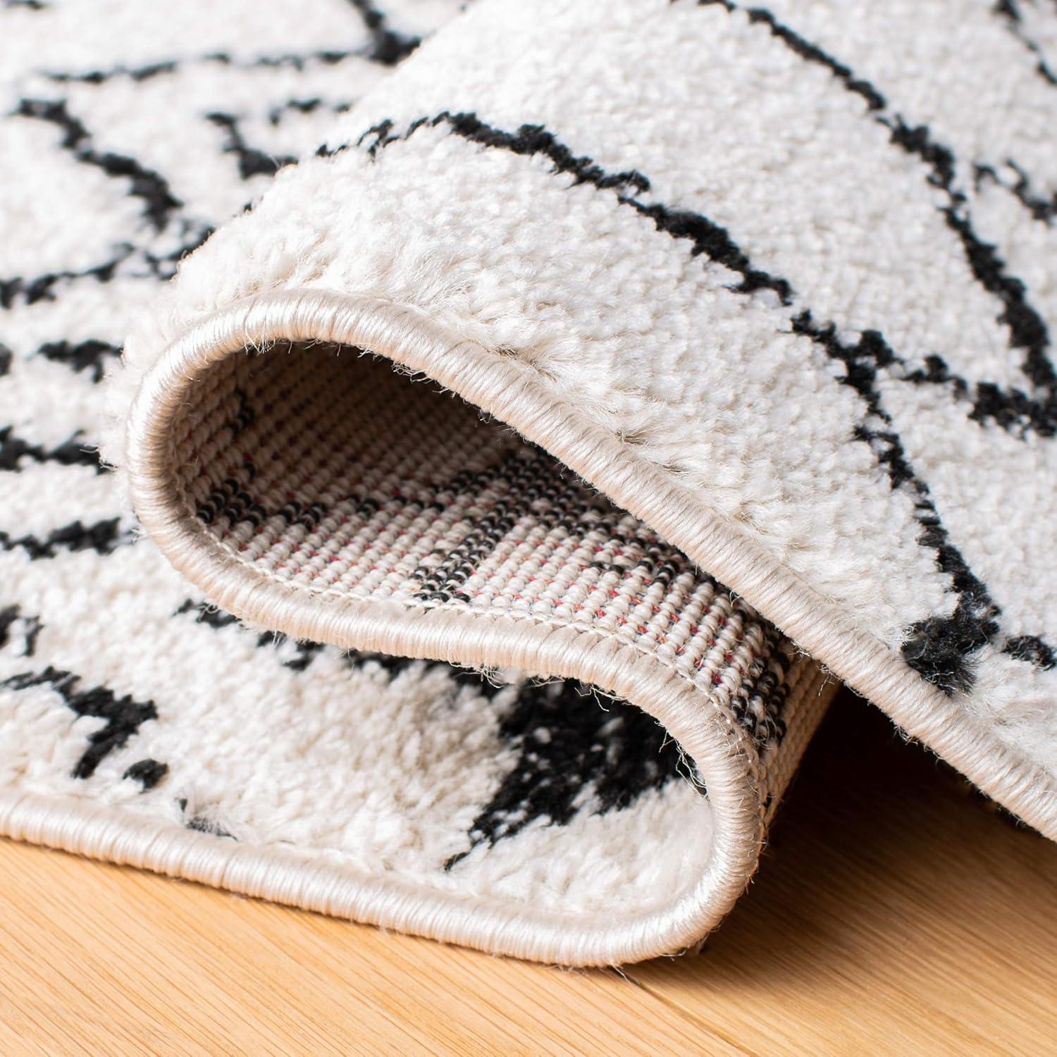 SAFAVIEH Tulum Coriander Moroccan Geometric Area Rug, 10' x 10' Square, Ivory/Black