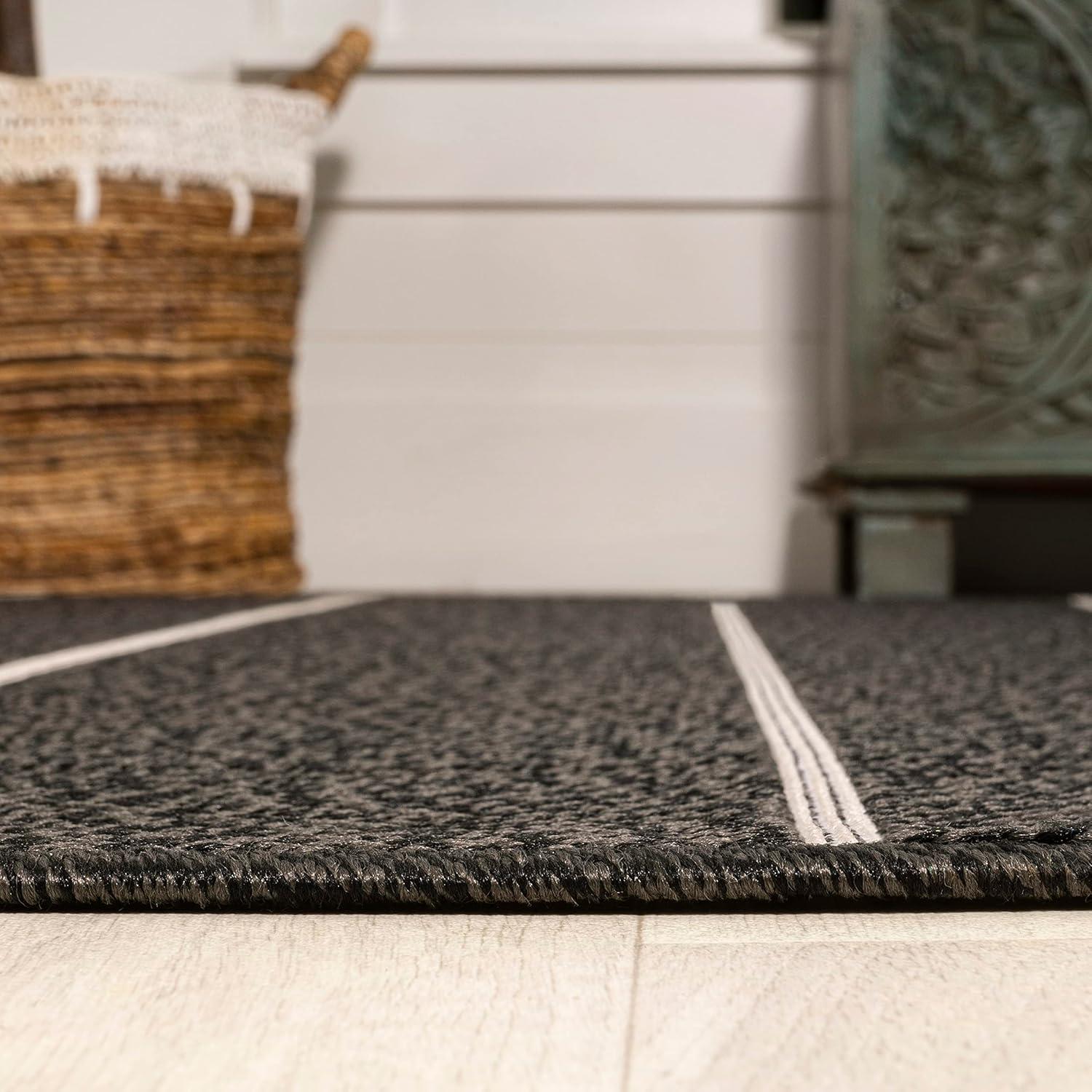 5' x 8' Grid Modern Squares Indoor/Outdoor Area Rug, Black/Cream - JONATHAN Y