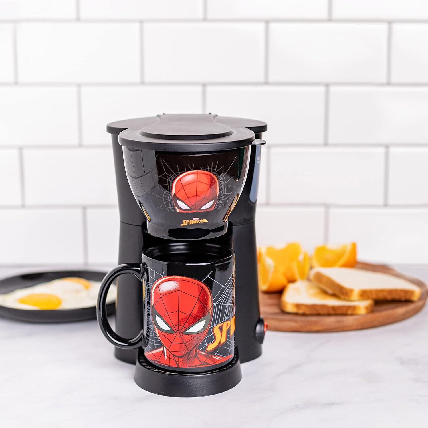 Uncanny Brands Marvel Spider-Man Coffee Maker Set