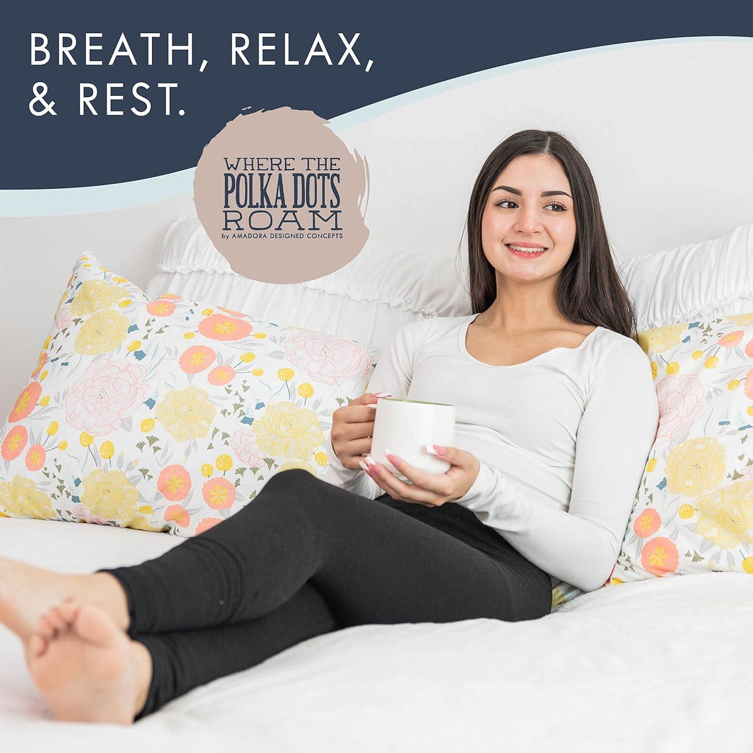 Where the Polka Dots Roam Microfiber Floral Fitted Sheet